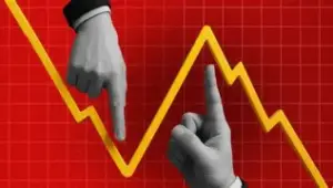 Why is crypto down today? Explore key macro drivers, market sentiment, tariffs, Fed outlook and what could spark a rebound.